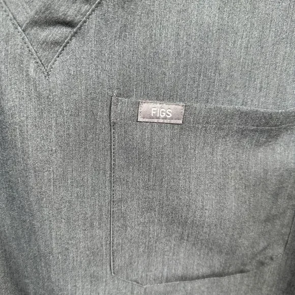 Figs Grey Short Sleeve Scrub Top Technical Collection Size Medium - Picture 2 of 8